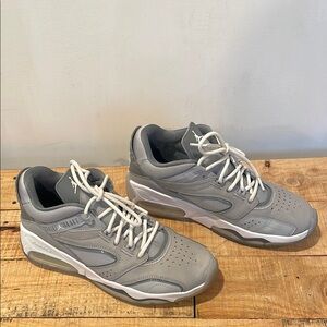 Nike  Air AirMax Gray Sneakers with Supportive Midsole and Mesh Upper